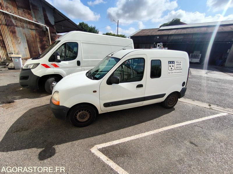 RENAULT KANGOO 122148 kms 2001 - Mali kombi: slika 2 RENAULT KANGOO 122148 kms 2001 - Mali kombi: slika 2