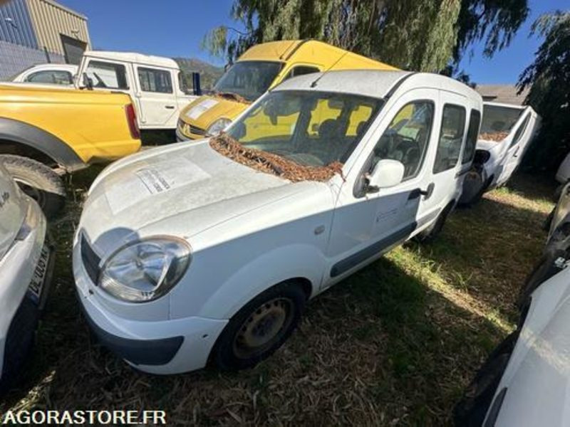 RENAULT KANGOO - 2006 - 286921KM - 3240HJ2B - Mali kombi: slika 2 RENAULT KANGOO - 2006 - 286921KM - 3240HJ2B - Mali kombi: slika 2