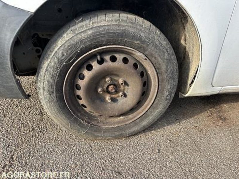 RENAULT KANGOO - 2009 - 170664KM - AB365ZR - Mali kombi: slika 4 RENAULT KANGOO - 2009 - 170664KM - AB365ZR - Mali kombi: slika 4