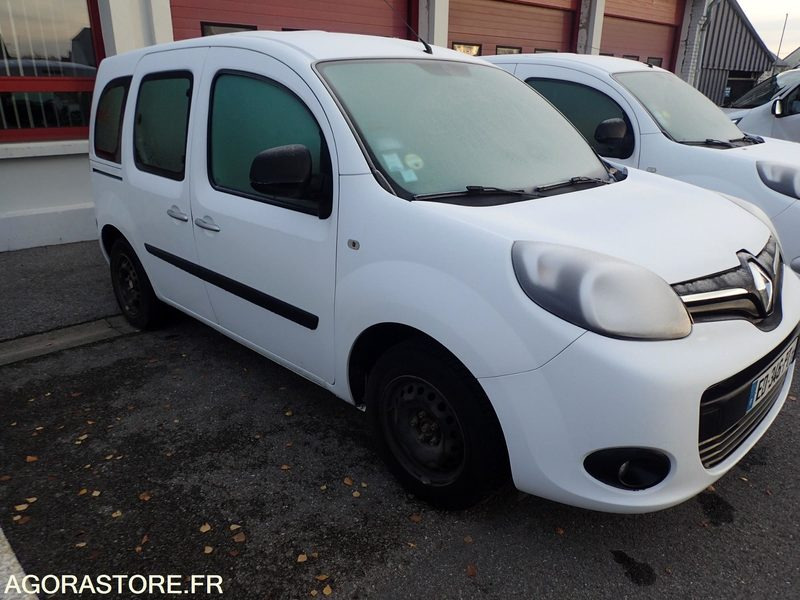 RENAULT KANGOO 5 PLACES - Automobil: slika 5 RENAULT KANGOO 5 PLACES - Automobil: slika 5