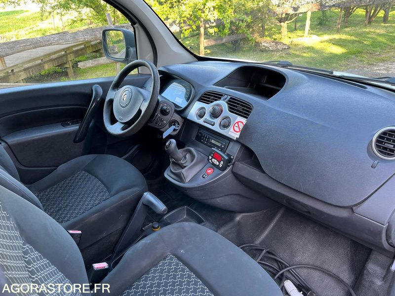 RENAULT - KANGOO - FRIGO- 2011 - 99 968 KM - Dostavno vozilo hladnjača: slika 5 RENAULT - KANGOO - FRIGO- 2011 - 99 968 KM - Dostavno vozilo hladnjača: slika 5