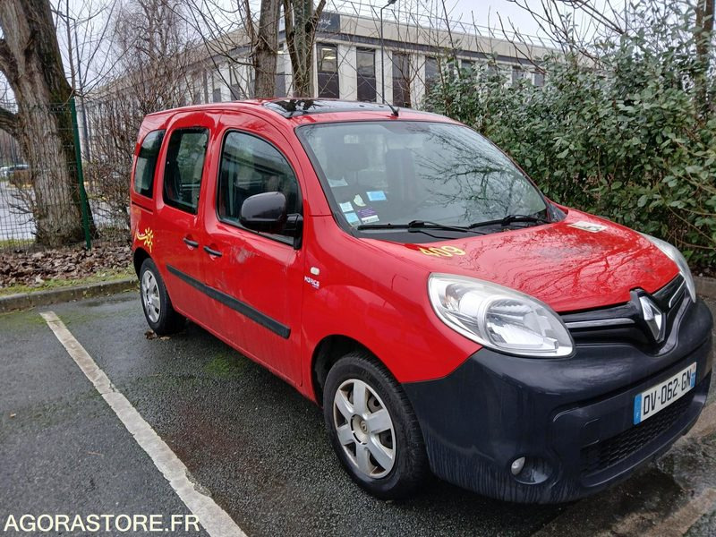 RENAULT KANGOO TPMR N°150543 - Minibus, Putnički kombi: slika 2 RENAULT KANGOO TPMR N°150543 - Minibus, Putnički kombi: slika 2