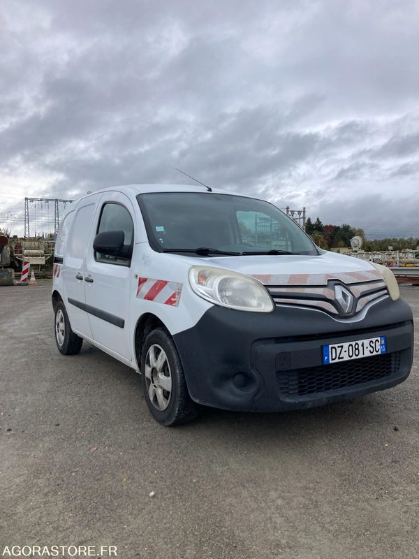 RENAULT KANGOO diesel - Année 2016 - 322 400 km - Mali kombi: slika 4 RENAULT KANGOO diesel - Année 2016 - 322 400 km - Mali kombi: slika 4