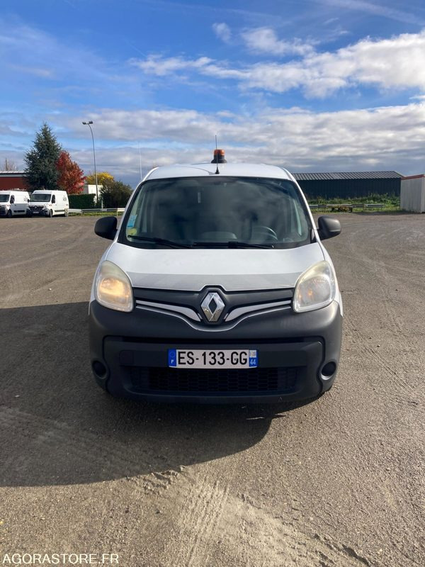 RENAULT KANGOO diesel - Année 2017 - 330.000 km - Mali kombi: slika 2 RENAULT KANGOO diesel - Année 2017 - 330.000 km - Mali kombi: slika 2