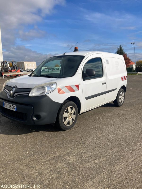 RENAULT KANGOO diesel - Année 2017 - 330 000 km - Mali kombi: slika 1 RENAULT KANGOO diesel - Année 2017 - 330 000 km - Mali kombi: slika 1