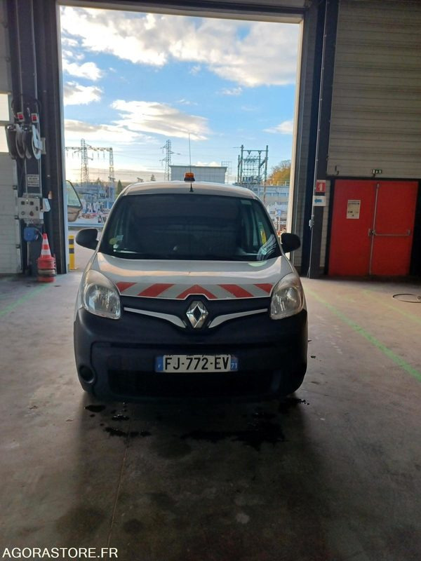 RENAULT KANGOO diesel - Année 2019 - 297.500 km - Mali kombi: slika 2 RENAULT KANGOO diesel - Année 2019 - 297.500 km - Mali kombi: slika 2