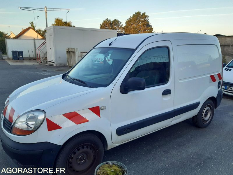 RENAULT Kangoo 1.2 Essence - Mali kombi: slika 2 RENAULT Kangoo 1.2 Essence - Mali kombi: slika 2