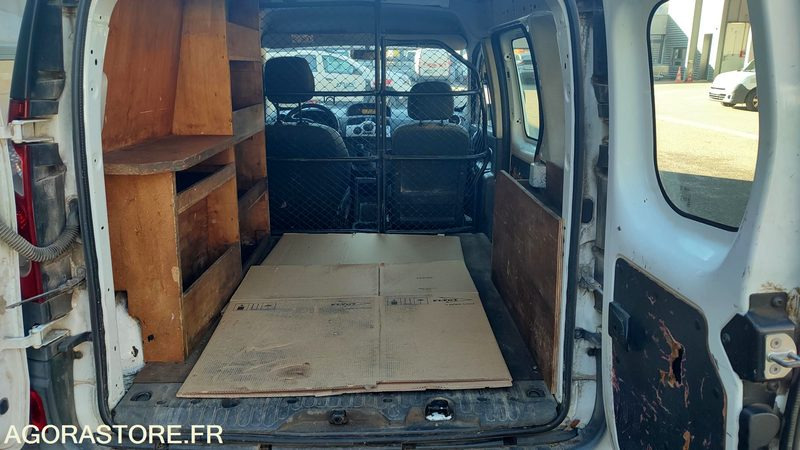 RENAULT Kangoo - 2012 - 231542km - Mali kombi: slika 5 RENAULT Kangoo - 2012 - 231542km - Mali kombi: slika 5
