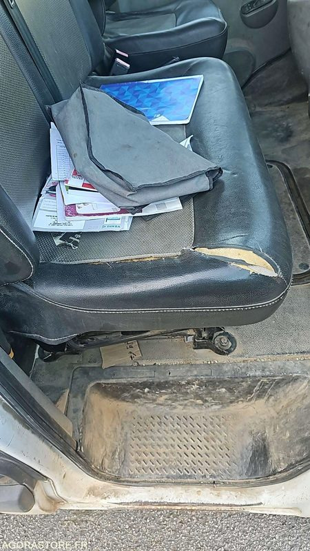 RENAULT MASTER - 2010 / 268452KM (AJ050VL) - Furgon: slika 2 RENAULT MASTER - 2010 / 268452KM (AJ050VL) - Furgon: slika 2