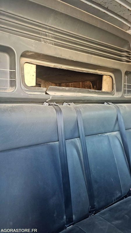 RENAULT MASTER - 2010 / 268452KM (AJ050VL) - Furgon: slika 3 RENAULT MASTER - 2010 / 268452KM (AJ050VL) - Furgon: slika 3