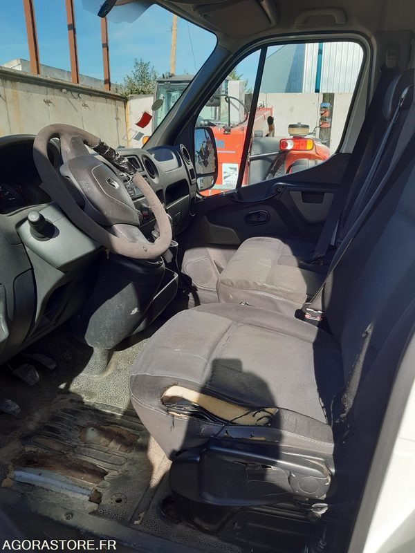 RENAULT MASTER BENNE DANS L'ETAT - Dostavno vozilo istovarivač: slika 4 RENAULT MASTER BENNE DANS L'ETAT - Dostavno vozilo istovarivač: slika 4