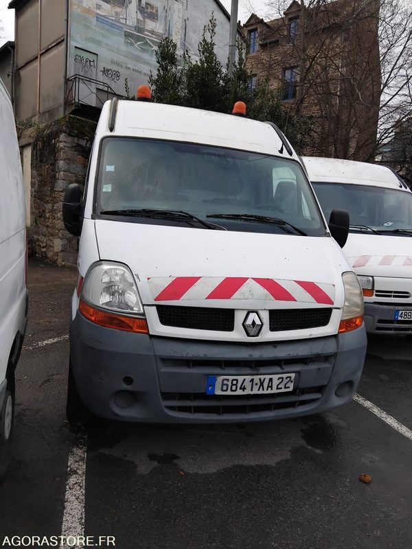 RENAULT MASTER II PHASE II -2.5DCi - 120cv - Furgon: slika 2 RENAULT MASTER II PHASE II -2.5DCi - 120cv - Furgon: slika 2