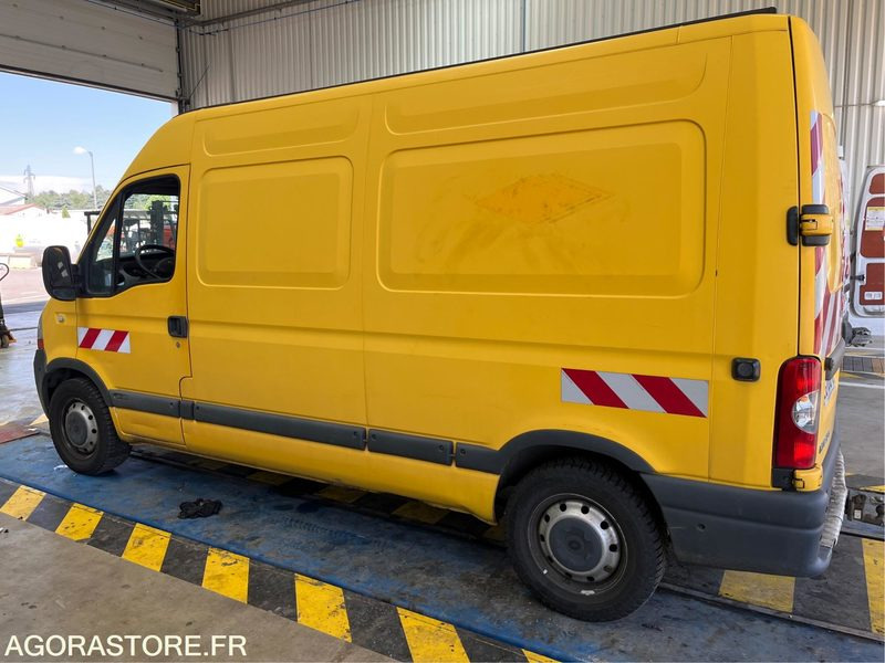 RENAULT MASTER L2H2 100.35 C - 2008 / 348198 KM (P1507015) - Furgon: slika 2 RENAULT MASTER L2H2 100.35 C - 2008 / 348198 KM (P1507015) - Furgon: slika 2