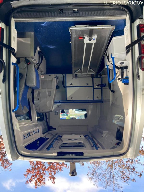 RENAULT MASTER VASP type ambulance - Vozilo hitne pomoći: slika 5 RENAULT MASTER VASP type ambulance - Vozilo hitne pomoći: slika 5