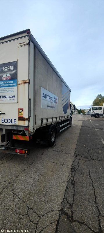RENAULT MIDLUM AUTO ECOLE 240 DXI - 2009 - 337340 Kms - Kamion sa ceradom: slika 5 RENAULT MIDLUM AUTO ECOLE 240 DXI - 2009 - 337340 Kms - Kamion sa ceradom: slika 5