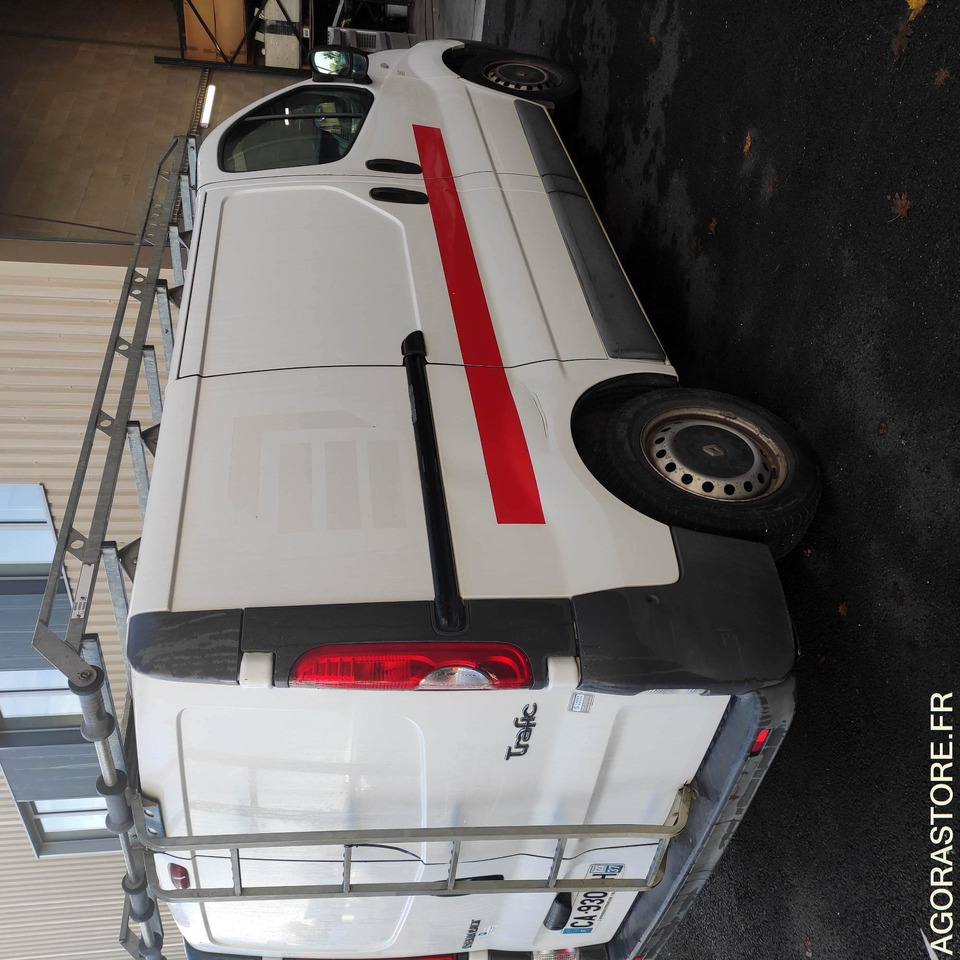 RENAULT - TRAFIC - 2012 / 213372 KMS (CA-930-LH) - Furgon: slika 4 RENAULT - TRAFIC - 2012 / 213372 KMS (CA-930-LH) - Furgon: slika 4