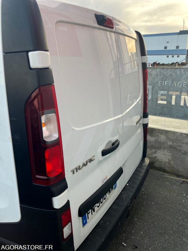 RENAULT TRAFIC - 2020 / 195994km (FN-908-WW) - Furgon: slika 3 RENAULT TRAFIC - 2020 / 195994km (FN-908-WW) - Furgon: slika 3