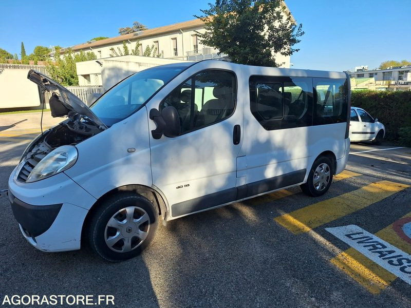 RENAULT TRAFIC - Minibus, Putnički kombi: slika 1 RENAULT TRAFIC - Minibus, Putnički kombi: slika 1