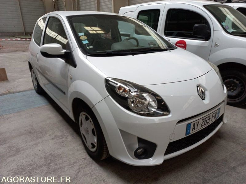 RENAULT TWINGO AY-269-FW - Automobil: slika 2 RENAULT TWINGO AY-269-FW - Automobil: slika 2