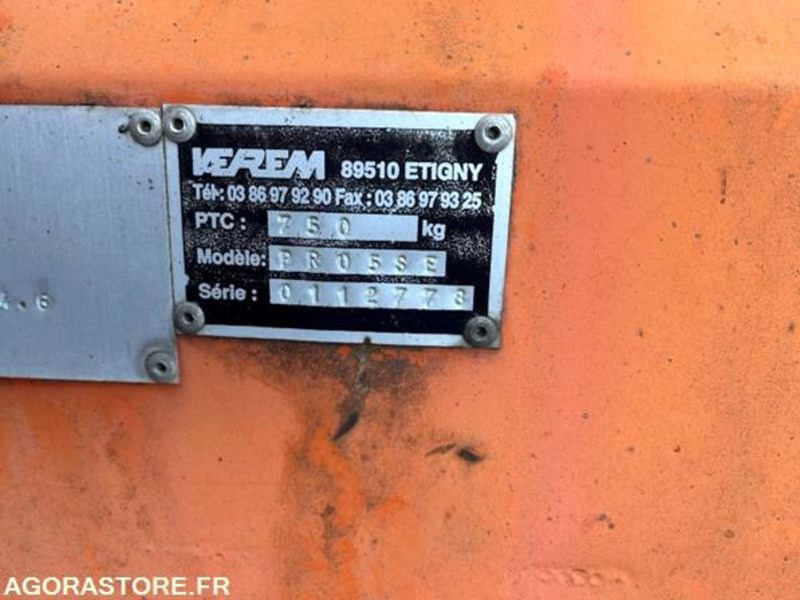 Remorque VEREM + matériel à l’intérieur + poutre alu pour finisseur (Année 2002) - Prikolica sa ceradom: slika 4 Remorque VEREM + matériel à l’intérieur + poutre alu pour finisseur (Année 2002) - Prikolica sa ceradom: slika 4