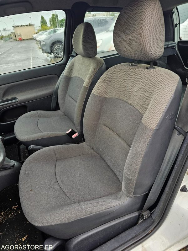 Renault Clio - 2005 - 94635KM - 8970SK41 - Automobil: slika 5 Renault Clio - 2005 - 94635KM - 8970SK41 - Automobil: slika 5