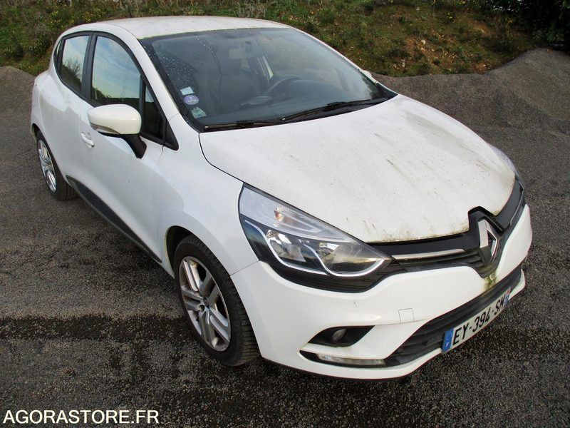 Renault Clio 4 - 2018 - 81494 kms - Automobil: slika 2 Renault Clio 4 - 2018 - 81494 kms - Automobil: slika 2