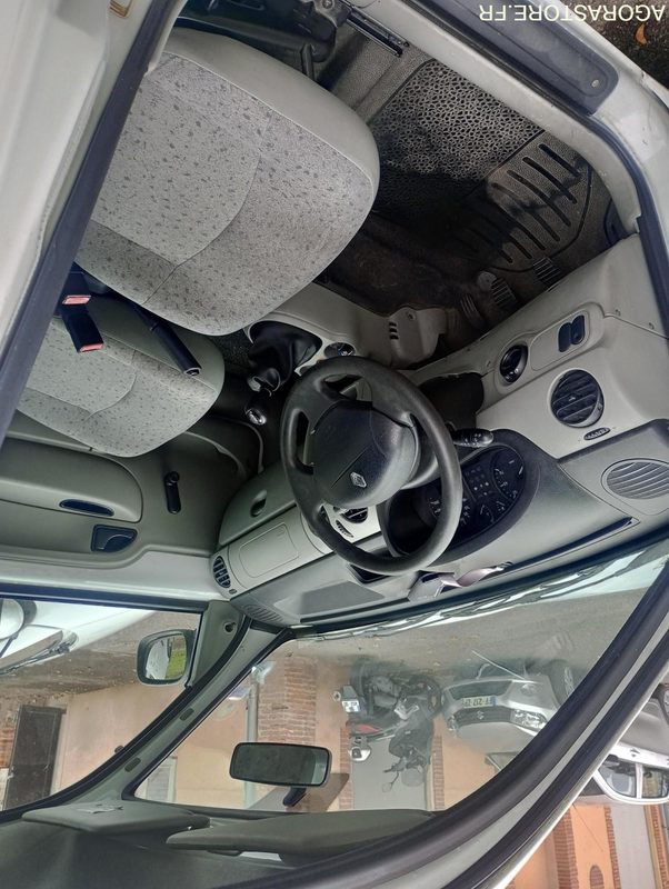 Renault Kangoo 2004 62013 kms - Mali kombi: slika 3 Renault Kangoo 2004 62013 kms - Mali kombi: slika 3