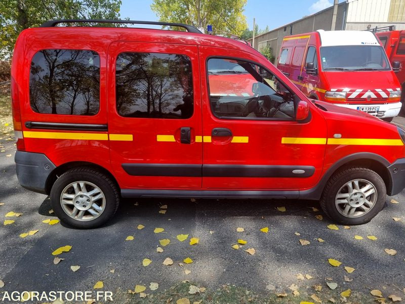 Renault Kangoo 4x4 - 9031 YE 63 - 2006 - Mali kombi: slika 4 Renault Kangoo 4x4 - 9031 YE 63 - 2006 - Mali kombi: slika 4
