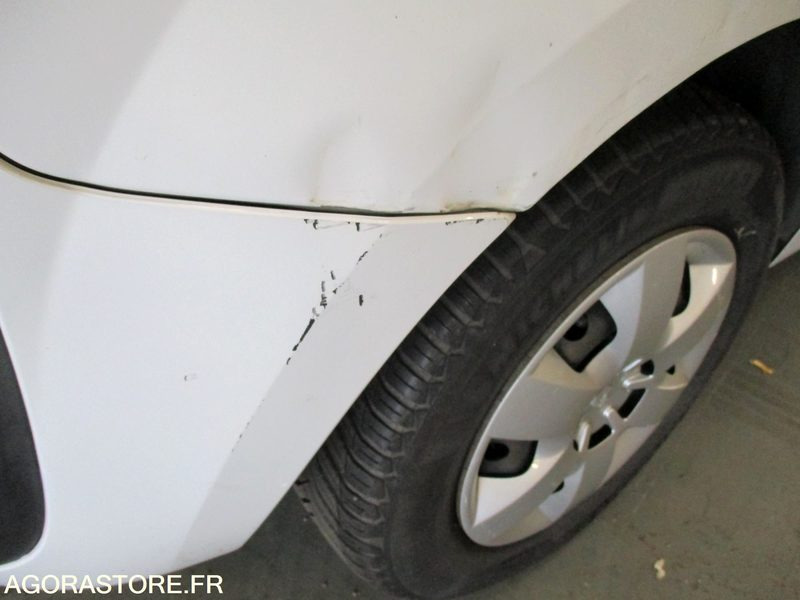 Renault Kangoo 5 places - 2018 - 89960 kms - Automobil: slika 5 Renault Kangoo 5 places - 2018 - 89960 kms - Automobil: slika 5