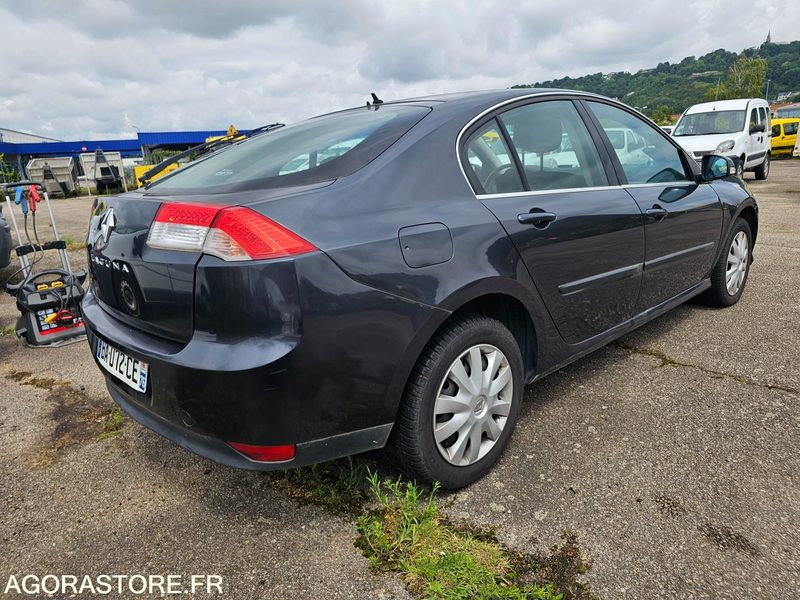Renault Laguna - 2010 - 204196km - BA072CE - Automobil: slika 3 Renault Laguna - 2010 - 204196km - BA072CE - Automobil: slika 3