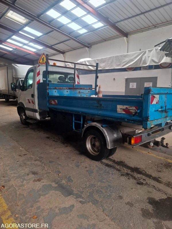 Renault Mascott benne roues jumelées 183615kms 2000 - Dostavno vozilo istovarivač: slika 3 Renault Mascott benne roues jumelées 183615kms 2000 - Dostavno vozilo istovarivač: slika 3