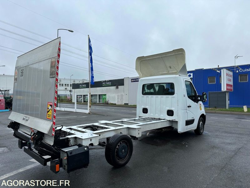 Renault Master III 2.3 DCI Plateau avec Hayon - Kamion sa golom šasijom i zatvorenom kabinom: slika 3 Renault Master III 2.3 DCI Plateau avec Hayon - Kamion sa golom šasijom i zatvorenom kabinom: slika 3