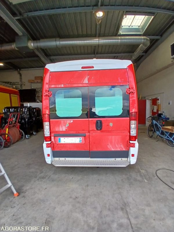 Renault Master III L2H2 Plancher cabine 2,3 dCi 125 cv (MECA 561) - Furgon: slika 5 Renault Master III L2H2 Plancher cabine 2,3 dCi 125 cv (MECA 561) - Furgon: slika 5