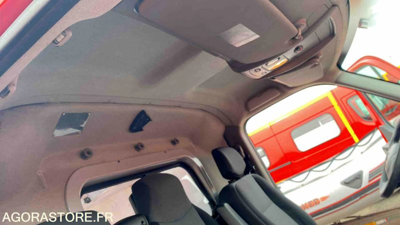 Renault Master III dci 125 - 23/10/2013 - Vozilo hitne pomoći: slika 5 Renault Master III dci 125 - 23/10/2013 - Vozilo hitne pomoći: slika 5