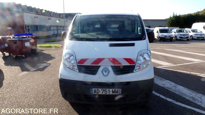 Renault Trafic AD-751-WW (BE) - Furgon: slika 2 Renault Trafic AD-751-WW (BE) - Furgon: slika 2