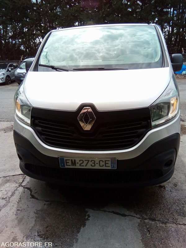 Renault trafic 1.6dci 95 CV 9 places 309336 kms - Minibus, Putnički kombi: slika 1 Renault trafic 1.6dci 95 CV 9 places 309336 kms - Minibus, Putnički kombi: slika 1