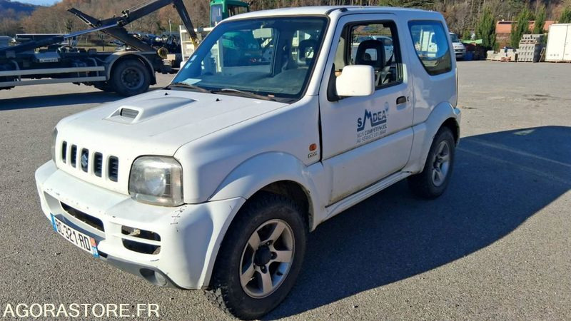 SUZUKI Jimny 4x4 GO - 2010 - 337758km - SUVSUV: slika 2 SUZUKI Jimny 4x4 GO - 2010 - 337758km - SUVSUV: slika 2