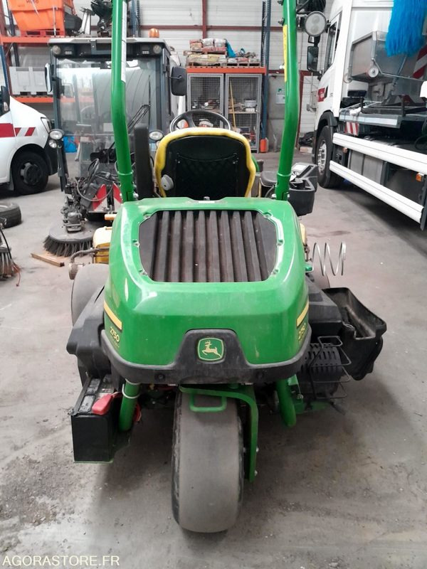 TONDEUSE AUTOPORTEE DE GREEN 2750E CUT DSL JOHN DEERE - 2024 / 600H - Baštenska oprema: slika 3 TONDEUSE AUTOPORTEE DE GREEN 2750E CUT DSL JOHN DEERE - 2024 / 600H - Baštenska oprema: slika 3