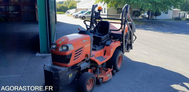 TONDEUSE AUTOPORTEE KUBOTA G23 - Baštenska kosačica: slika 1 TONDEUSE AUTOPORTEE KUBOTA G23 - Baštenska kosačica: slika 1