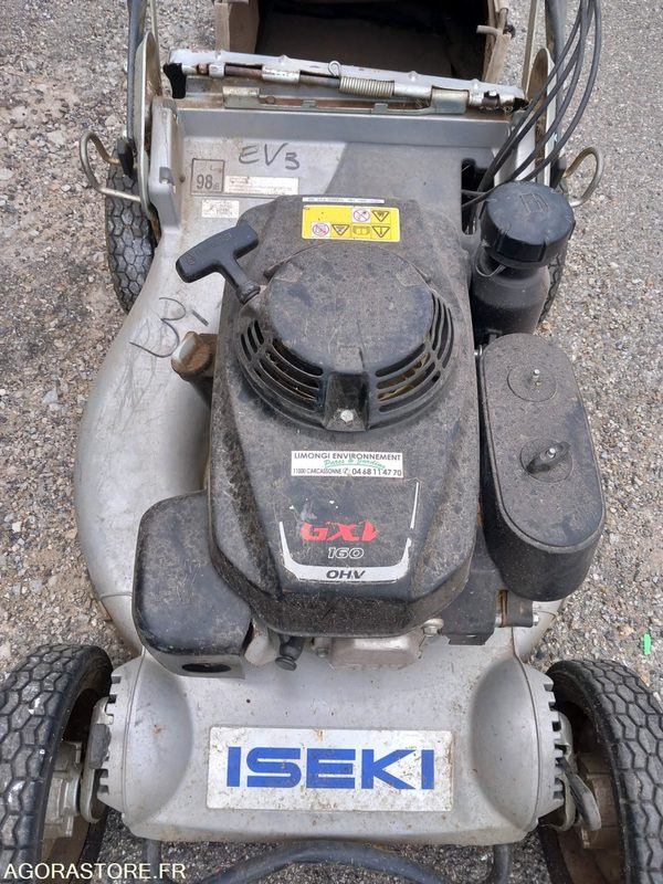 TONDEUSE TRACTEE ISEKI - Baštenska kosačica: slika 1 TONDEUSE TRACTEE ISEKI - Baštenska kosačica: slika 1