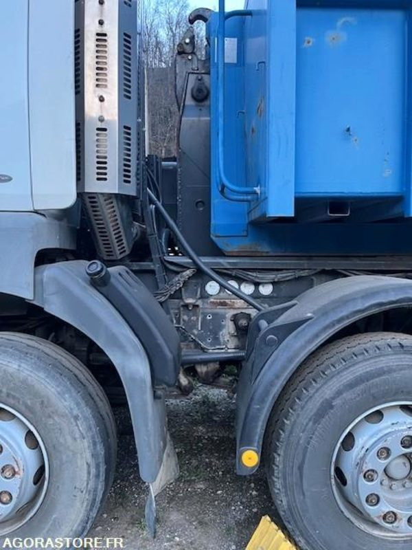 CAMION 8X4 RENAULT KERAX 2002 395000 KM - Tegljač: slika 4 CAMION 8X4 RENAULT KERAX 2002 395000 KM - Tegljač: slika 4