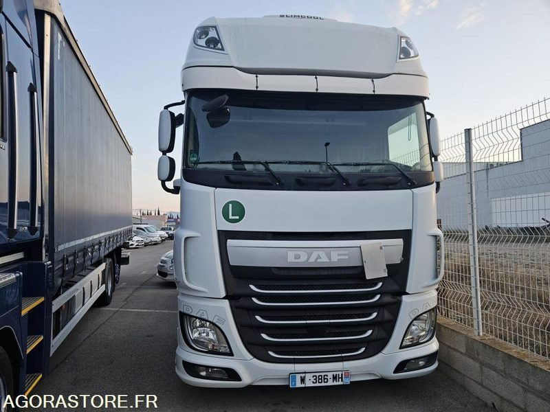 TRACTEUR DAF XF 510 XL - 2016 - 447120km - TRES BON ETAT - Tegljač: slika 4 TRACTEUR DAF XF 510 XL - 2016 - 447120km - TRES BON ETAT - Tegljač: slika 4