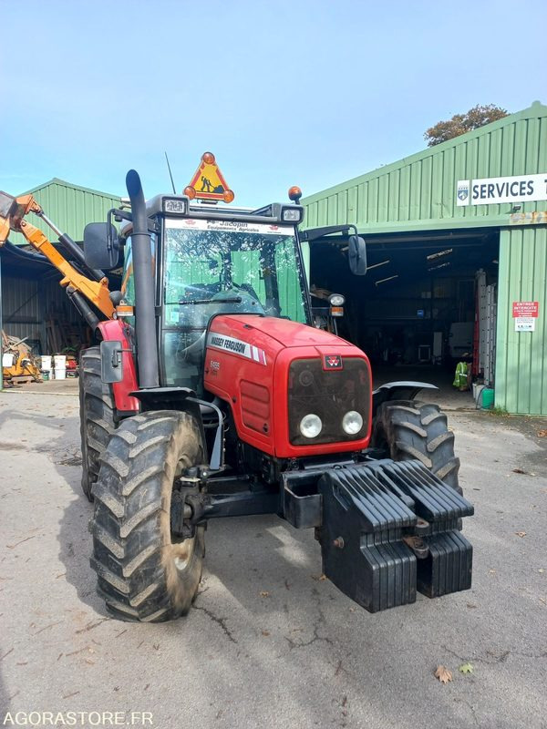 Tracteur Massey Fergusson avec épareuse SMA - Traktor: slika 2 Tracteur Massey Fergusson avec épareuse SMA - Traktor: slika 2
