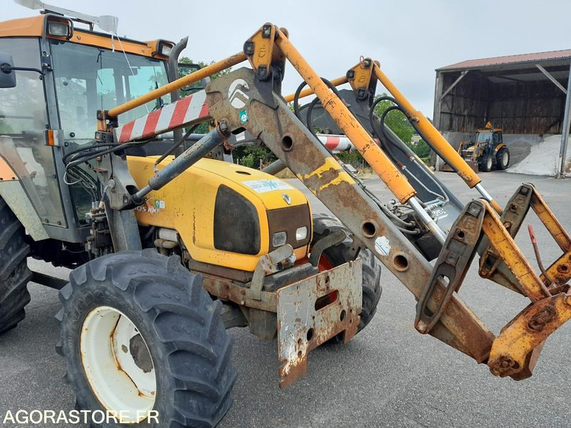 Tracteur Renault Ergos100 avec chargeur FAUCHEUX F26R - Traktor: slika 2 Tracteur Renault Ergos100 avec chargeur FAUCHEUX F26R - Traktor: slika 2