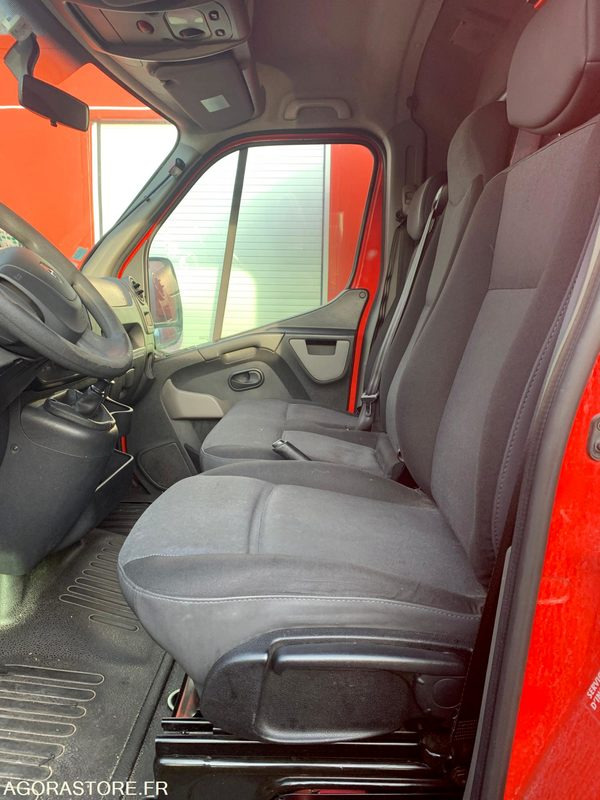 VSAV RENAULT MASTER3 CH405CR - Furgon: slika 5 VSAV RENAULT MASTER3 CH405CR - Furgon: slika 5