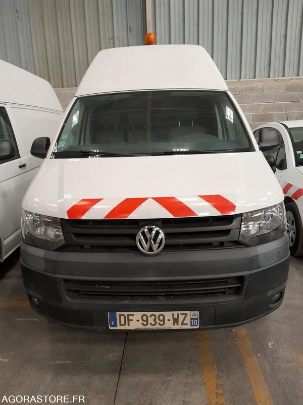 VW TRANSPORTER L2H3 4X4 DF-939-WZ - Furgon: slika 2 VW TRANSPORTER L2H3 4X4 DF-939-WZ - Furgon: slika 2