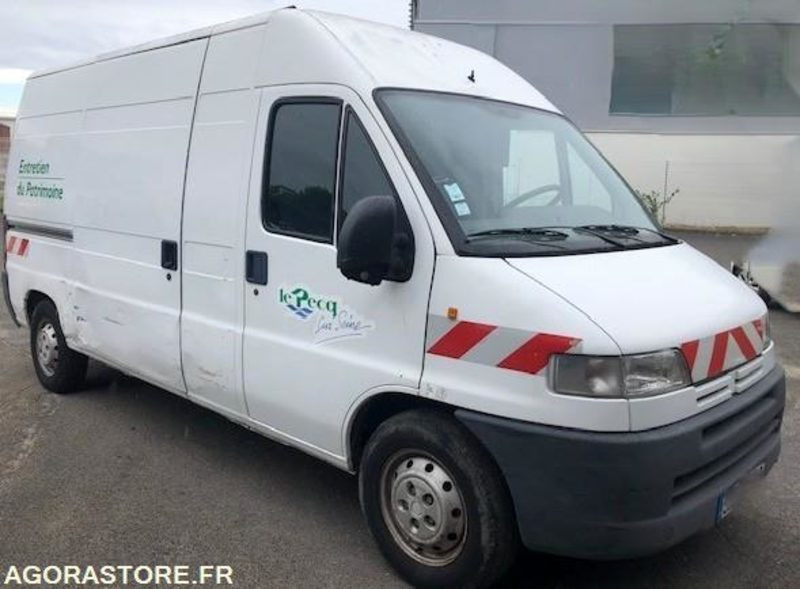 Véhicule PEUGEOT BOXER 2001 NON ROULANT EN L'ETAT - Mali kombi: slika 4 Véhicule PEUGEOT BOXER 2001 NON ROULANT EN L'ETAT - Mali kombi: slika 4