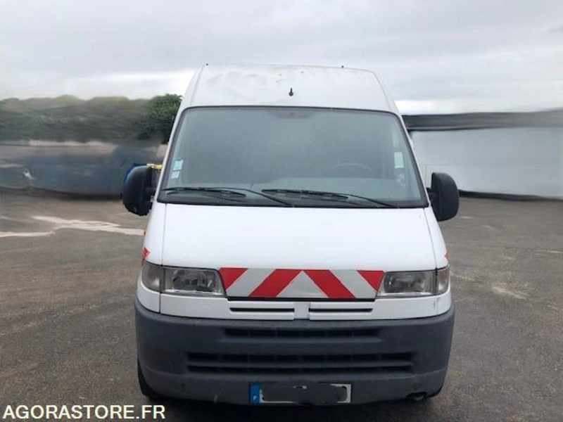 Véhicule PEUGEOT BOXER 2001 NON ROULANT EN L'ETAT - Mali kombi: slika 5 Véhicule PEUGEOT BOXER 2001 NON ROULANT EN L'ETAT - Mali kombi: slika 5