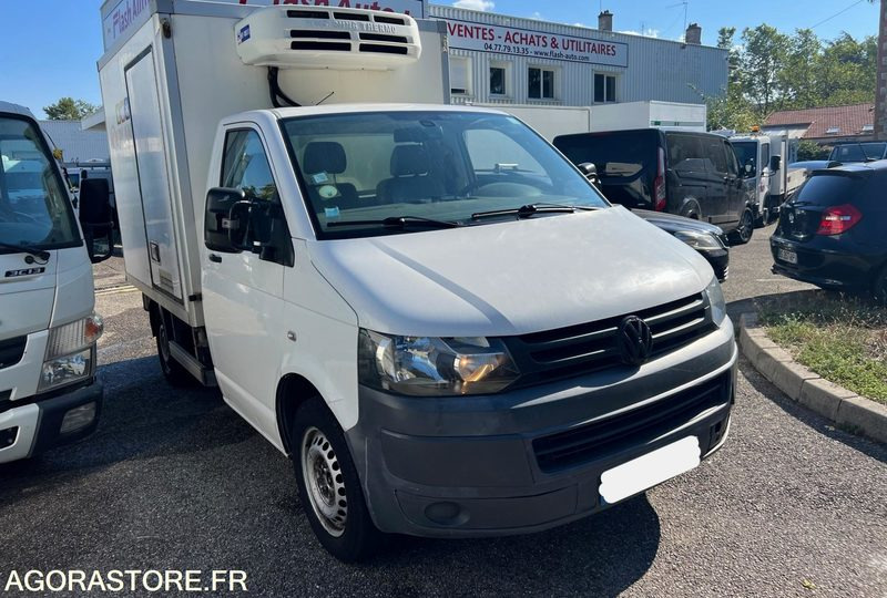 Volkswagen TRANSPORTER 2.0 TDI 140CH FRIGO DBLE COMPARTIMENT - 2013 - 154 000km - Dostavno vozilo hladnjača: slika 1 Volkswagen TRANSPORTER 2.0 TDI 140CH FRIGO DBLE COMPARTIMENT - 2013 - 154 000km - Dostavno vozilo hladnjača: slika 1