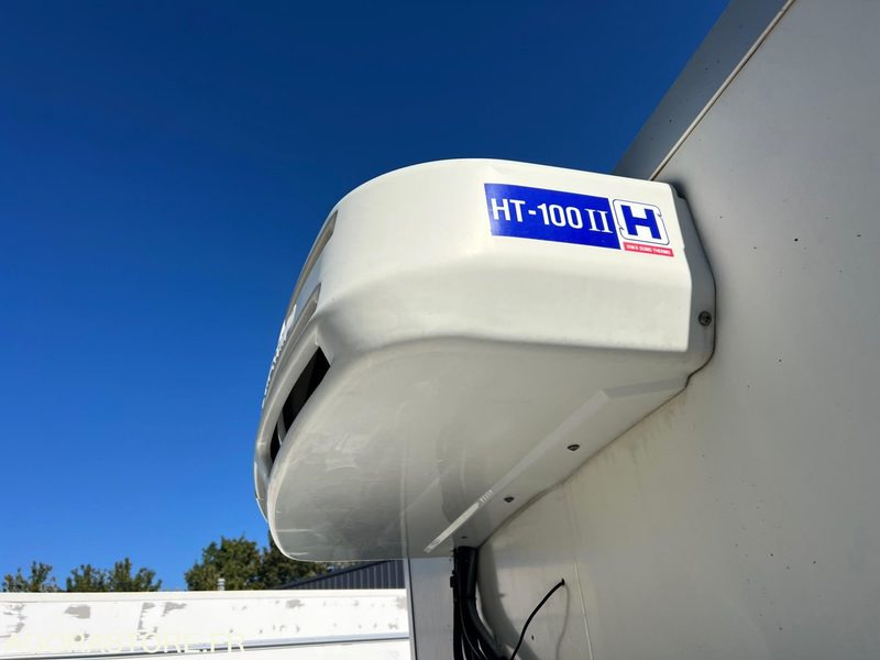 Volkswagen TRANSPORTER 2.0 TDI 140CH FRIGO DBLE COMPARTIMENT - 2013 - 154 000km - Dostavno vozilo hladnjača: slika 3 Volkswagen TRANSPORTER 2.0 TDI 140CH FRIGO DBLE COMPARTIMENT - 2013 - 154 000km - Dostavno vozilo hladnjača: slika 3